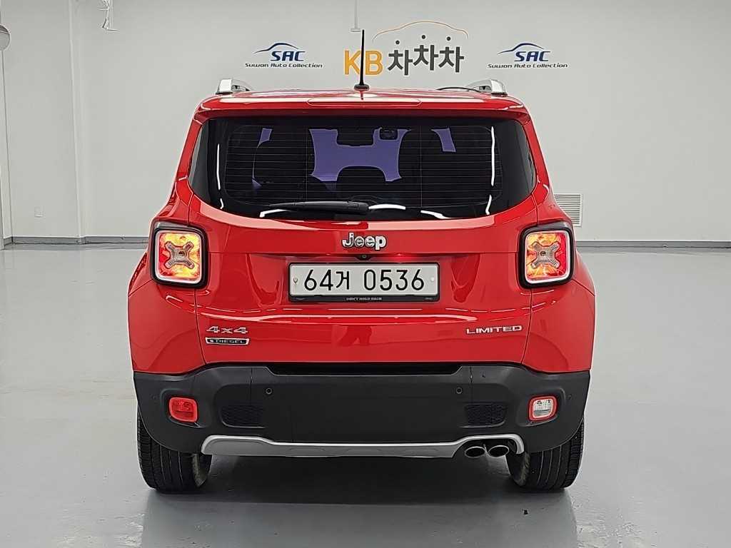 지프 레니게이드 2.0 디젤 리미티드 AWD 사진 3