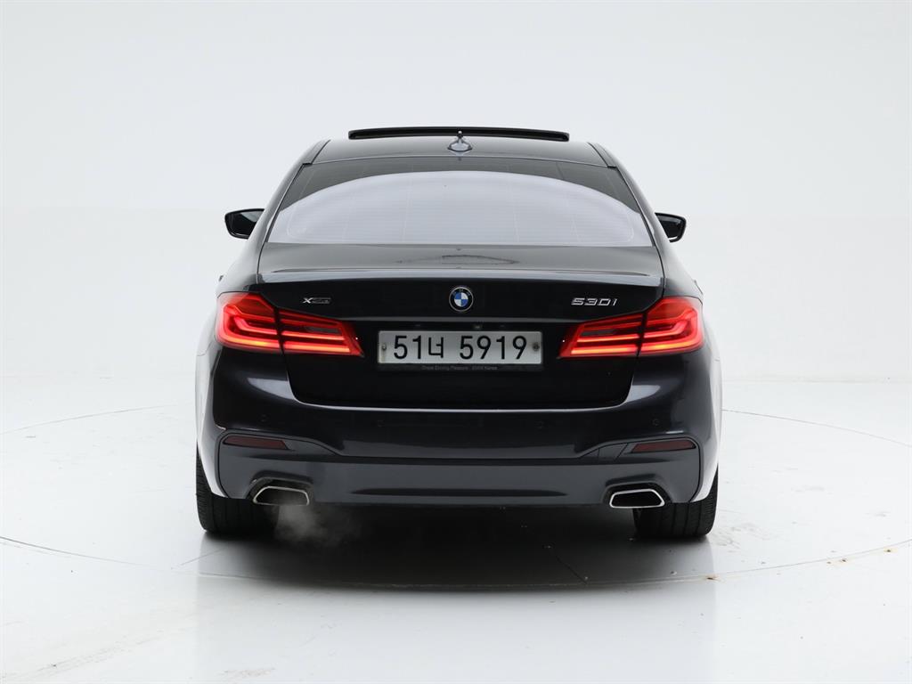 BMW 5시리즈 (G30) 530i xDrive M 스포츠 플러스 사진 5
