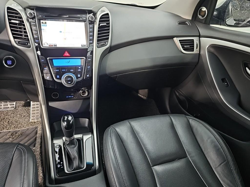 현대 더 뉴 i30 1.6 VGT PYL 사진 10