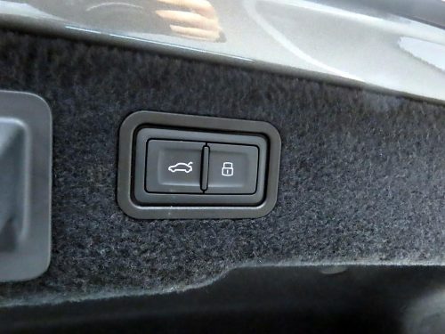 아우디 A8 (D5) 60 TFSI 콰트로 LWB 사진 14