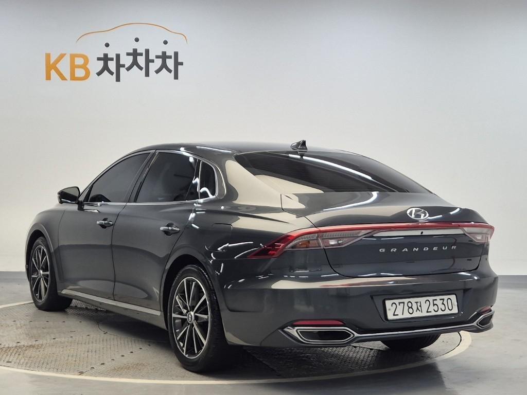 차량사진 2