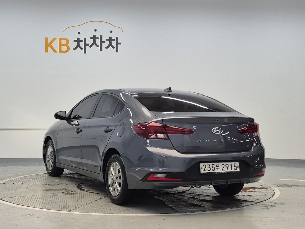 차량사진 2