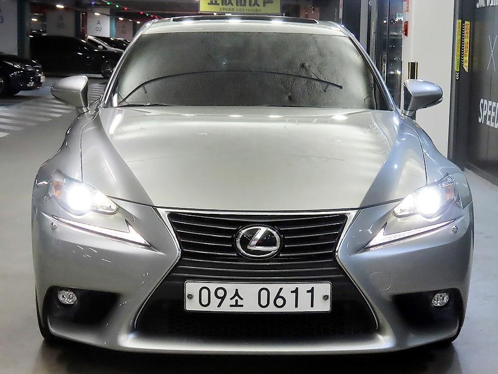 렉서스 뉴IS200t 슈프림 사진 2