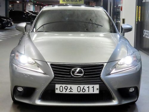 렉서스 뉴IS200t 슈프림 사진 2