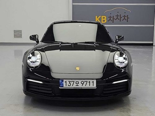 포르쉐 911(992) 카레라 4 사진 2