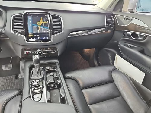 볼보 XC90 2세대 2.0 D5 AWD 사진 10