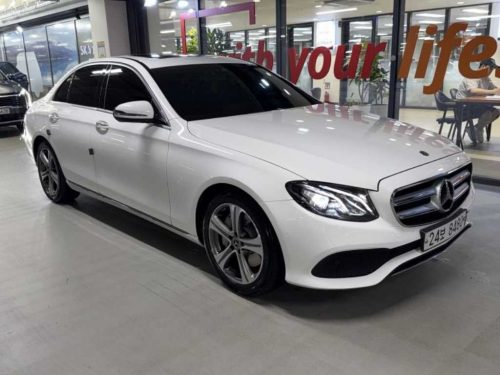 벤츠 E-클래스 W213 E300 아방가르드 사진 2