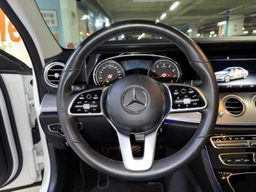 벤츠 E-클래스 W213 E300 아방가르드 사진 9