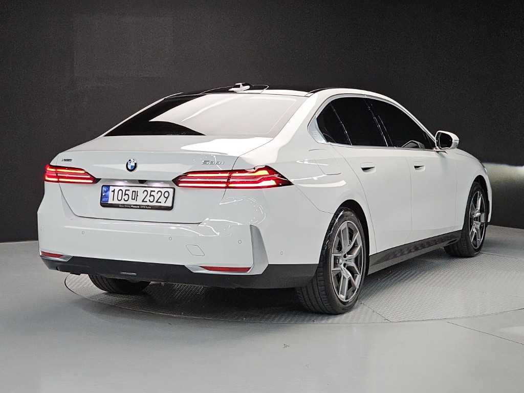 BMW 5시리즈 (G60) 530i xDrive 사진 4