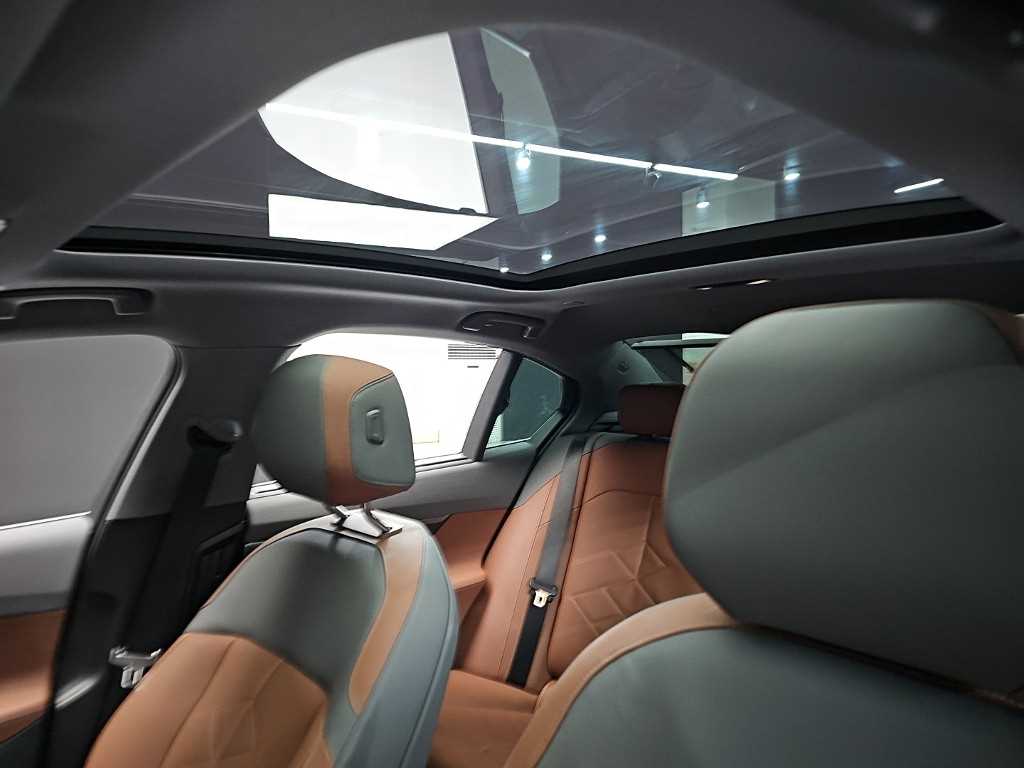 BMW 5시리즈 (G60) 530i xDrive 사진 14