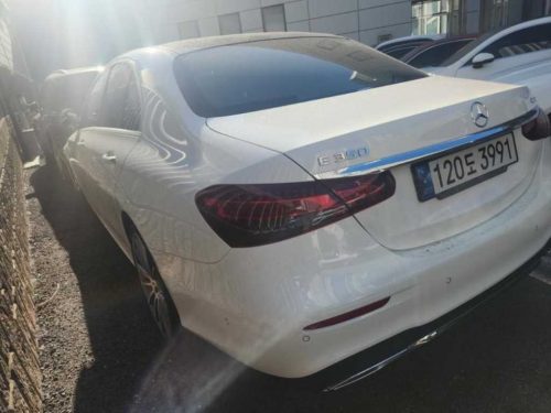 벤츠 E-클래스 W213 E350 4MATIC AMG LINE 사진 5