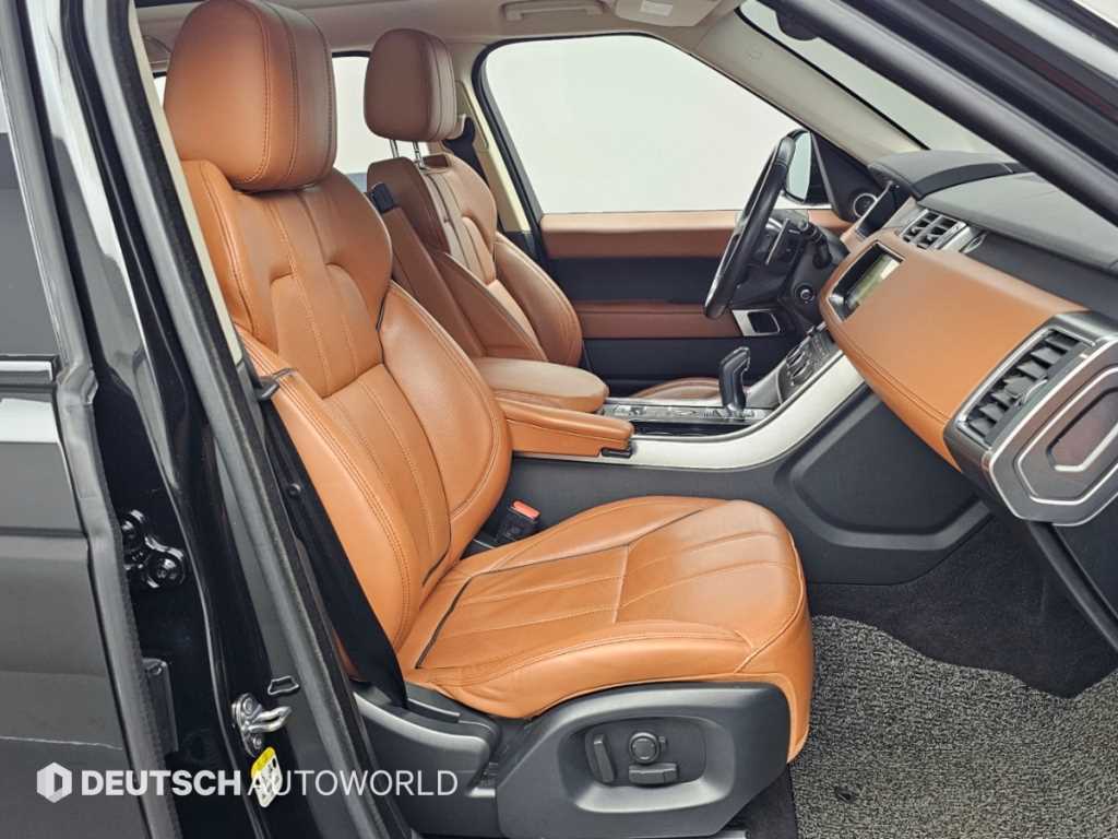랜드로버 레인지로버 스포츠 2세대 3.0 SDV6 HSE 다이나믹 사진 10