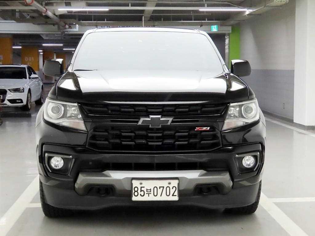 쉐보레 리얼 뉴 콜로라도 3.6 Z71-X 미드나잇 4WD