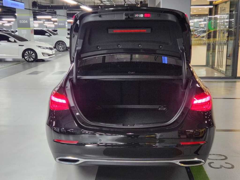 벤츠 C클래스 W206 C200 아방가르드 사진 7