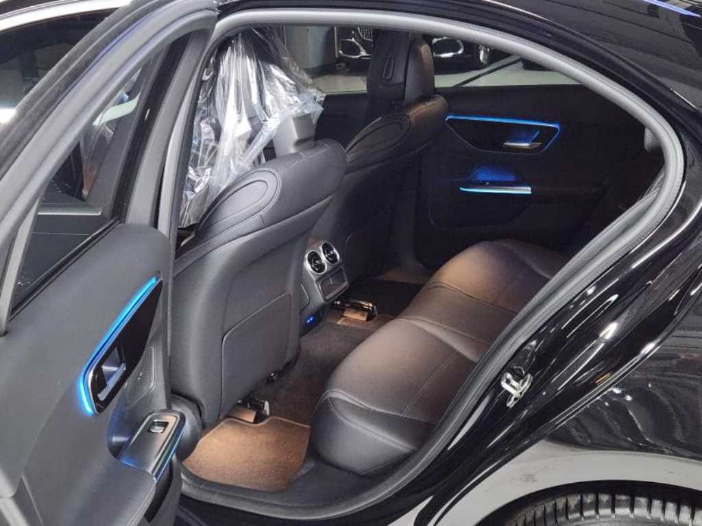 벤츠 C클래스 W206 C200 아방가르드 사진 10