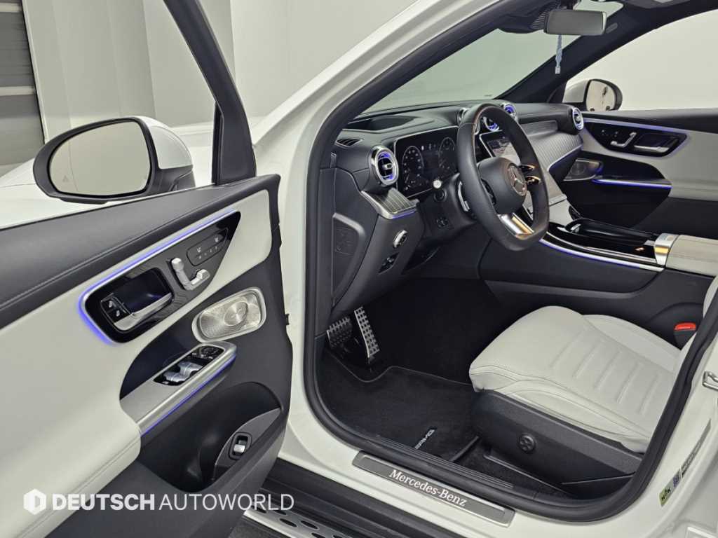 벤츠 GLC클래스 X254 GLC300 4MATIC 사진 11