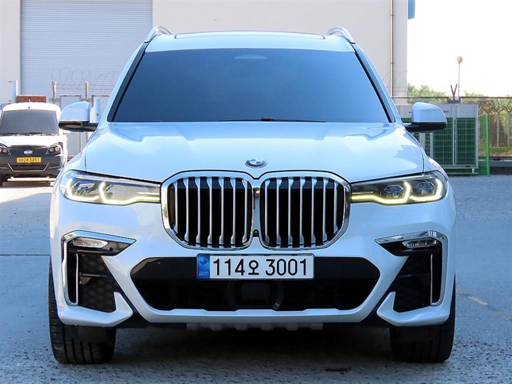 BMW X7 (G07) xDrive 40i M 스포츠