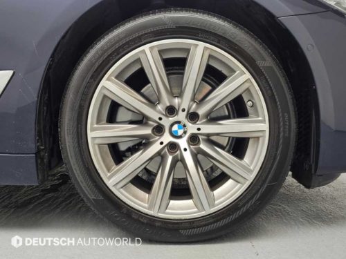 BMW 5시리즈 (G30) 520i 럭셔리 사진 5