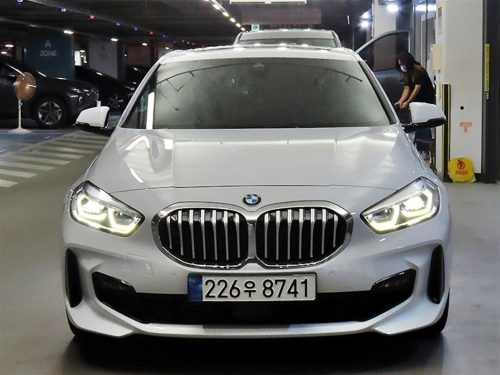 BMW 1시리즈 (F40) 120i M 스포츠 사진 2