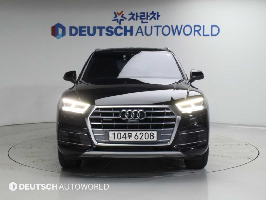 아우디 Q5 (FY) 45 TFSI 콰트로 프리미엄