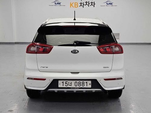 기아 니로 1.6 하이브리드 사진 3