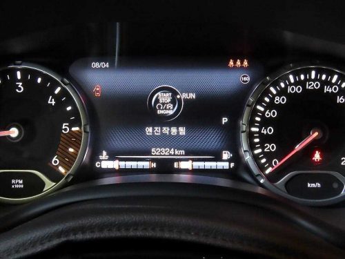 지프 레니게이드 2.4 론지튜드 사진 9