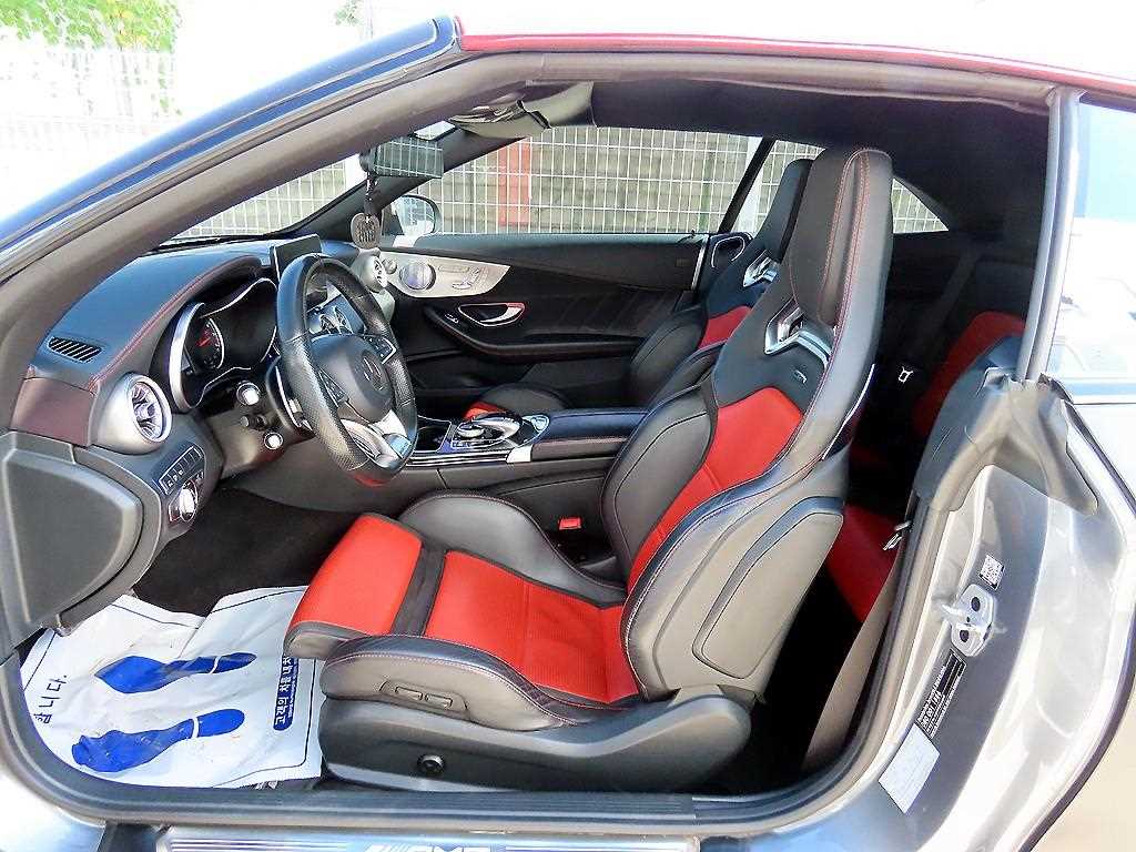 벤츠 C클래스 W205 C63 AMG 카브레올레 사진 9