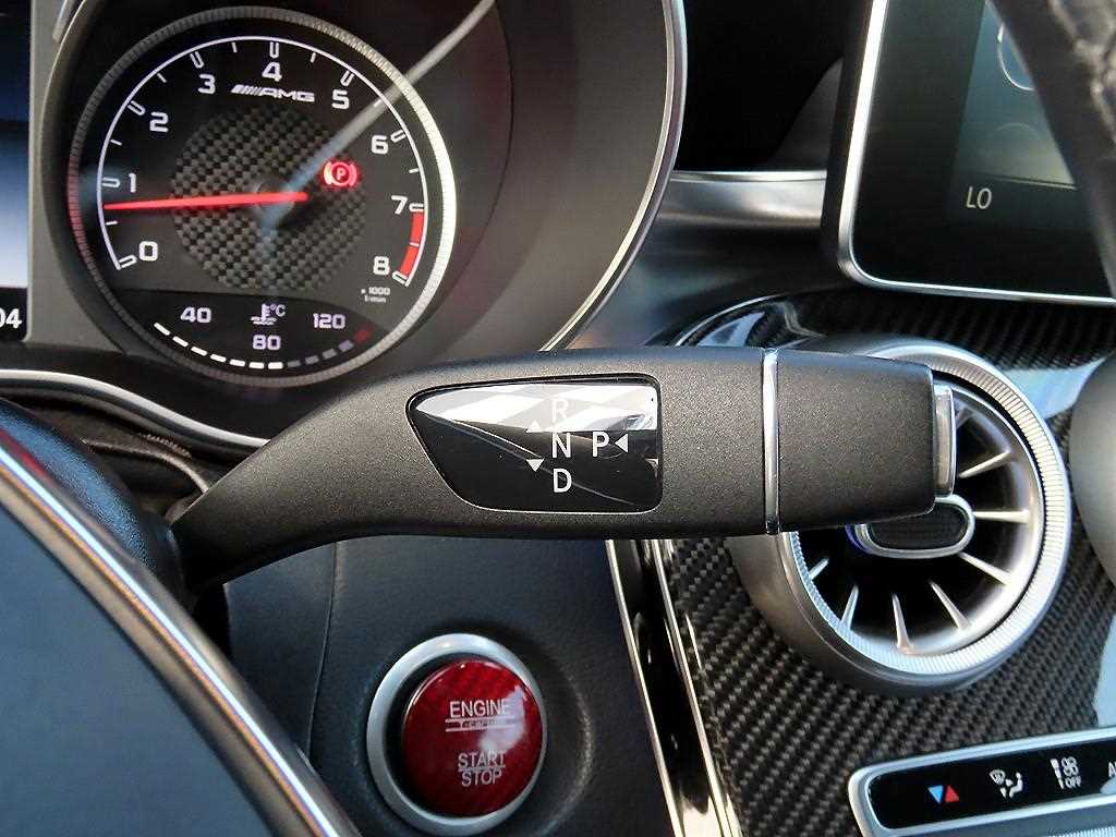 벤츠 C클래스 W205 C63 AMG 카브레올레 사진 14