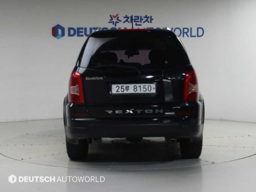 KG모빌리티(쌍용) 렉스턴W 2.0 4WD RX7 사진 모두보기