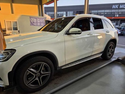 벤츠 GLC클래스 X253 GLC 300 e 4MATIC 사진 2
