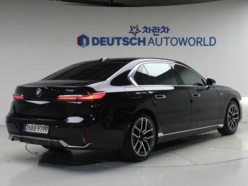 BMW 7시리즈 (G70) 740i sDrive M 스포츠 사진 2