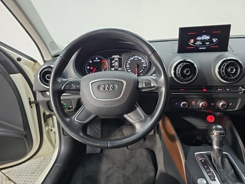 아우디 뉴 A3 2.0 TDI 스포트백 다이나믹 사진 9
