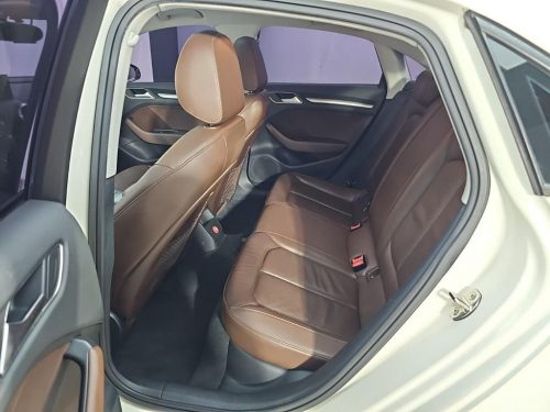 아우디 뉴 A3 2.0 TDI 스포트백 다이나믹 사진 12