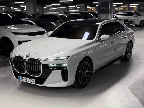 BMW 7시리즈 (G70) 740i xDrive M 스포츠 사진 2
