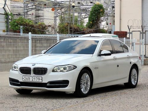 BMW 5시리즈 (F10) 520d 사진 2