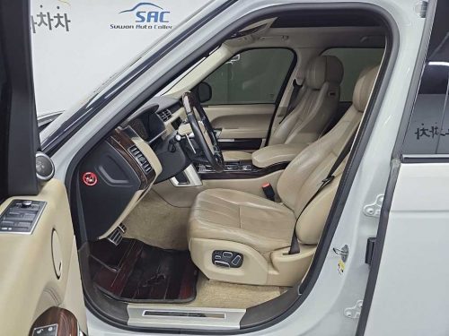 랜드로버 레인지로버 4세대 4.4 SDV8 AB 디젤 사진 11
