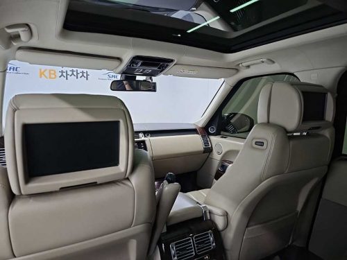 랜드로버 레인지로버 4세대 4.4 SDV8 AB 디젤 사진 15