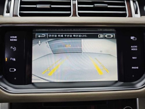 랜드로버 레인지로버 4세대 4.4 SDV8 AB 디젤 사진 18