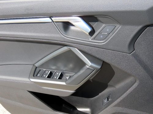 아우디 Q3 (F3) 35 TDI 스포트백 사진 11