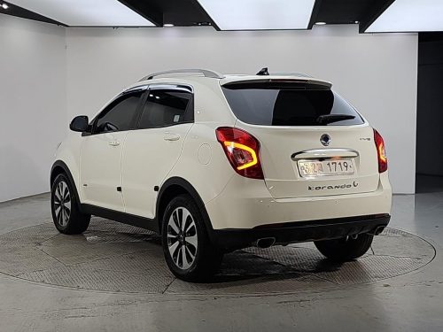 KG모빌리티(쌍용) 뉴코란도C 4WD 2.0 어드벤처 사진 3
