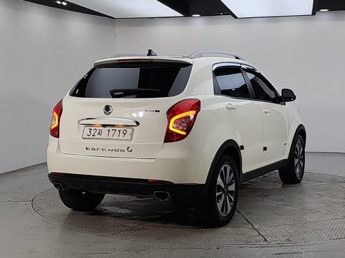 KG모빌리티(쌍용) 뉴코란도C 4WD 2.0 어드벤처 사진 모두보기