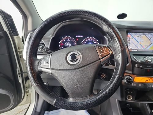 KG모빌리티(쌍용) 뉴코란도C 4WD 2.0 어드벤처 사진 9