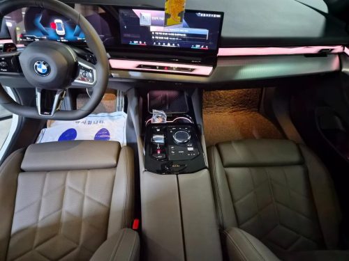 BMW 5시리즈 (G60) 520i 사진 10