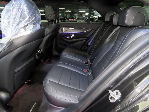벤츠 E-클래스 W213 E220d 4MATIC AMG라인 사진 7