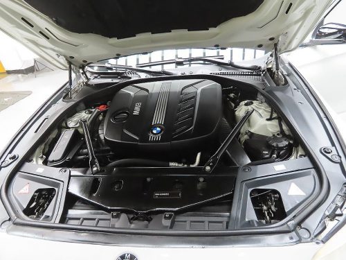 BMW 5시리즈 (F10) 520d 사진 8