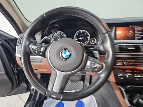 BMW 5시리즈 (F10) 530d xDrive M 에어로 다이나믹 프로 사진 9
