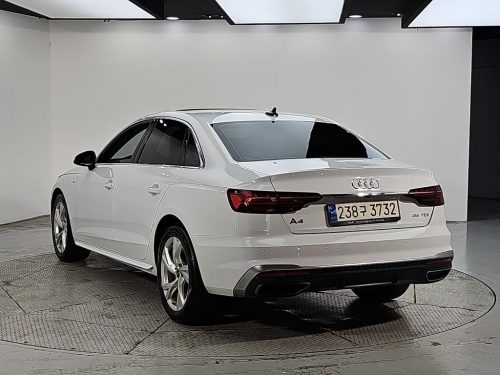 아우디 A4 (B9) 35 TDI 프리미엄 사진 3