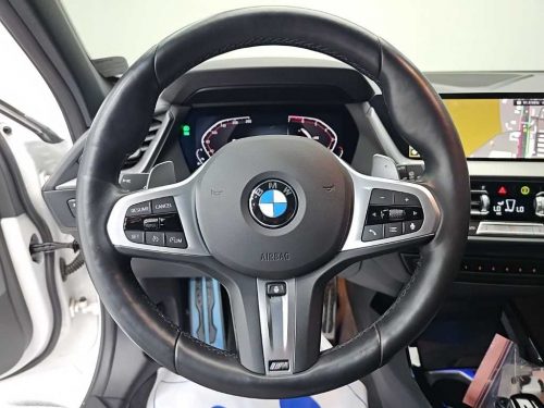 BMW 1시리즈 (F40) 120i M 스포츠 사진 9