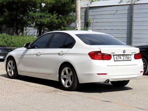 BMW 3시리즈 (F30) 320d xDrive 사진 3
