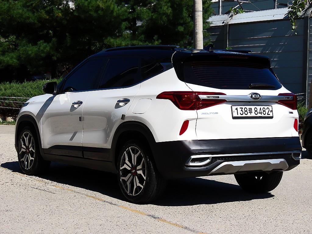 기아 셀토스 가솔린 1.6 터보 2WD 사진 3